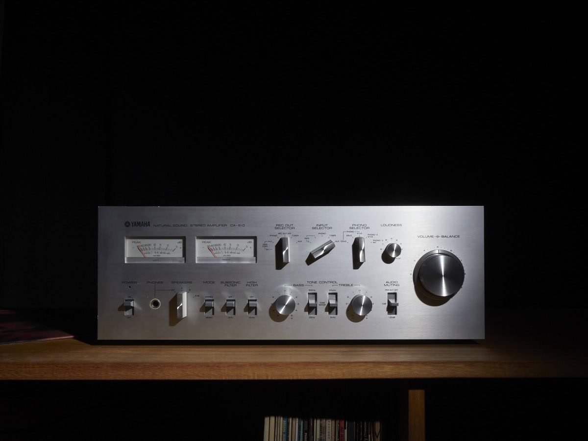 Yamaha CA-810